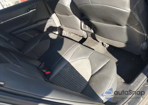 2020 Toyota Camry Se z USA, uszkodzony, nr VIN 4T1J11AK2LU984400